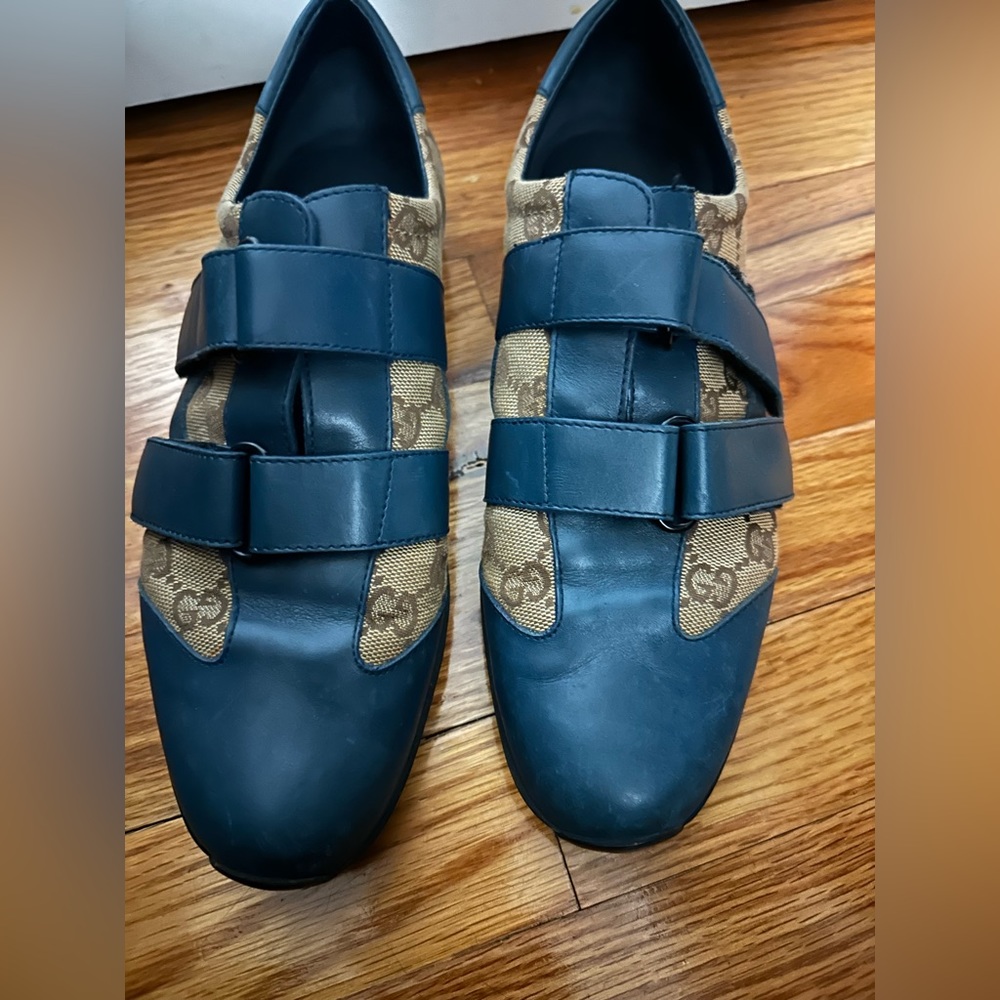 Authentic Gucci Sneakers size 39 but US size 8